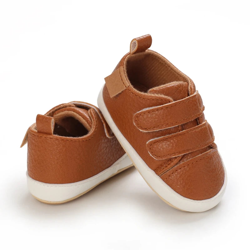 Classic brown baby shoes for toddlers