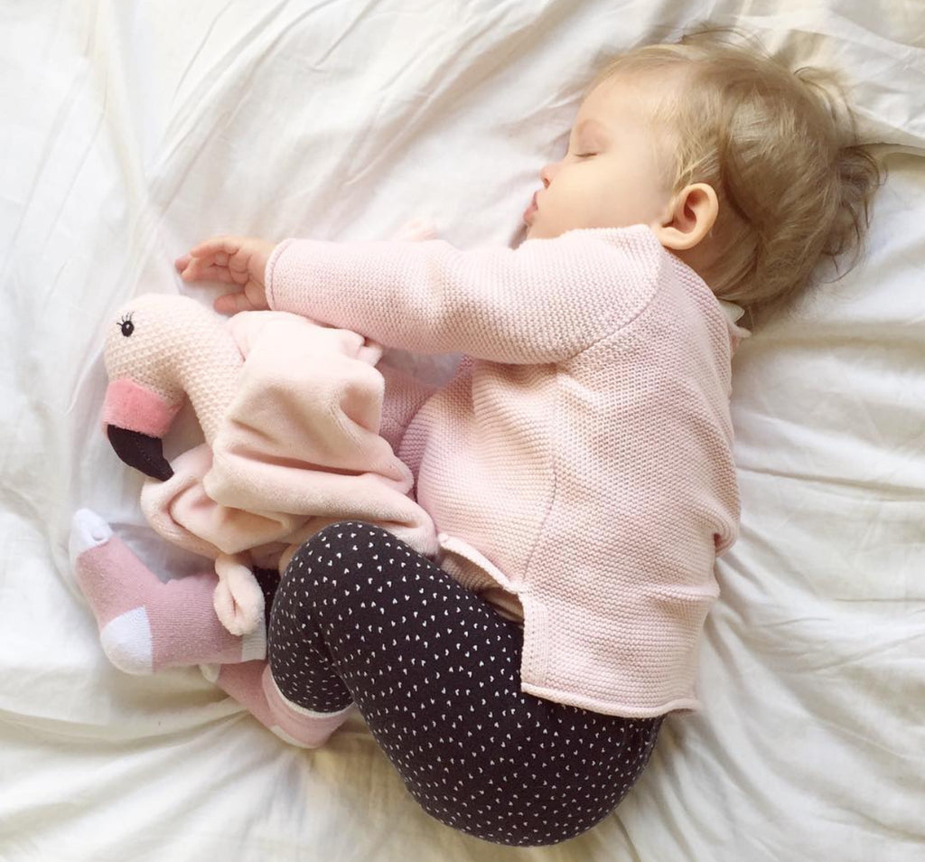 Cuddly flamingo comforter suitable from birth
