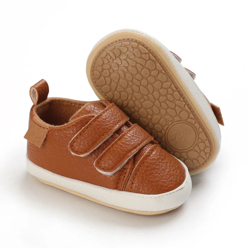 Flexible sole brown baby shoes