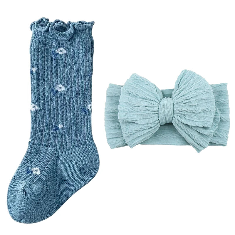 Green baby girl floral socks and matching nylon topknot