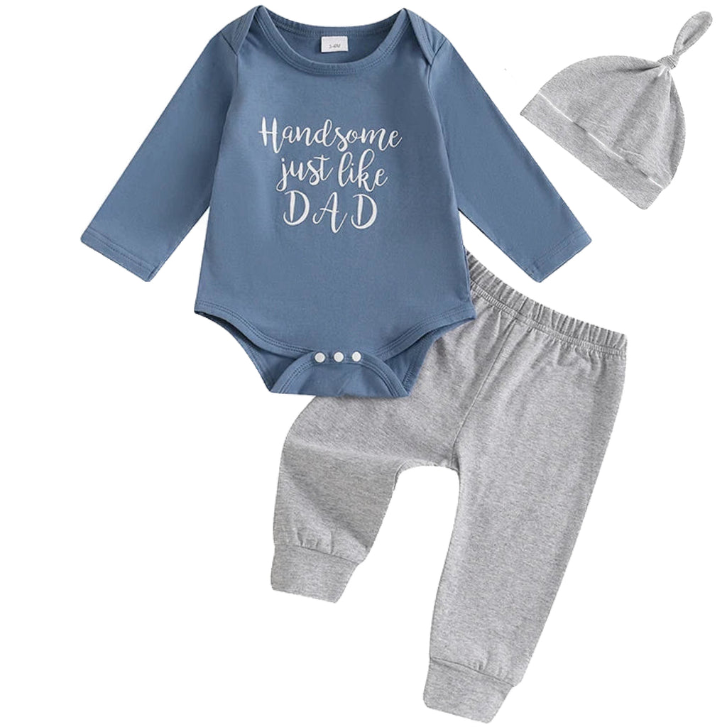 Baby outfit set for boys with matching beanie and printed romper