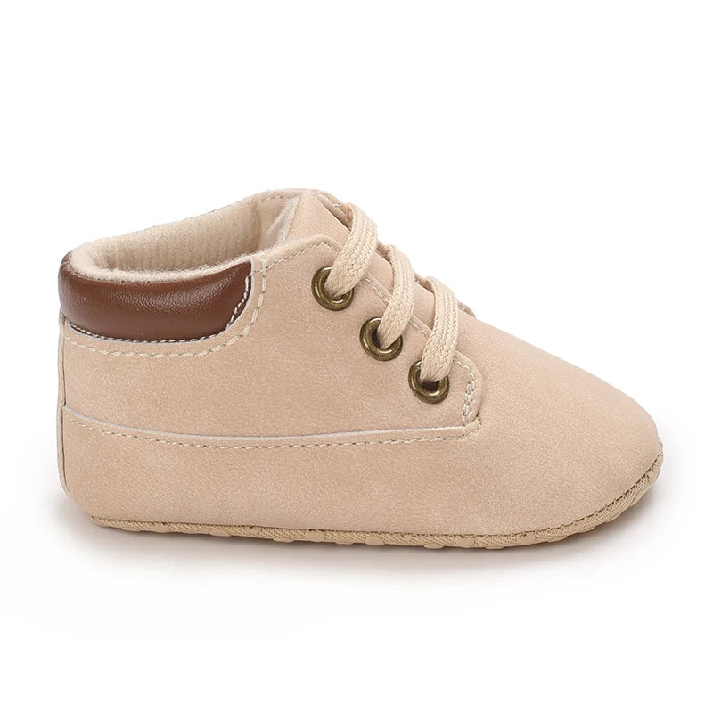Cream coloured baby boy mini boots