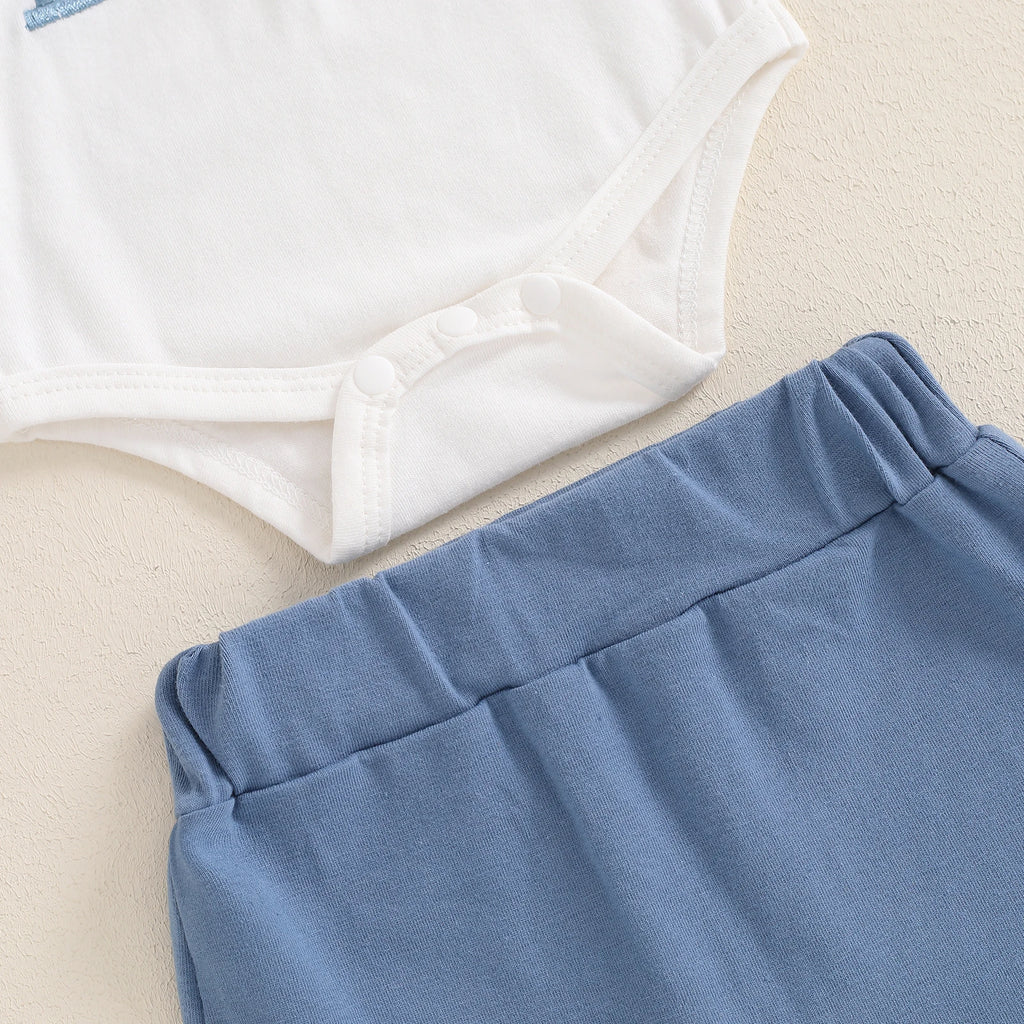 3-piece baby boy set in white and blue – includes romper, pants and matching beanie